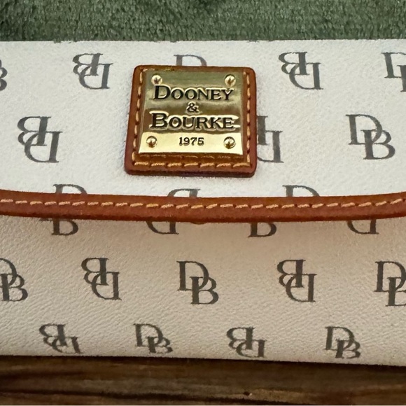 Dooney & Bourke Purse & Matching Wallet - Picture 11 of 15
